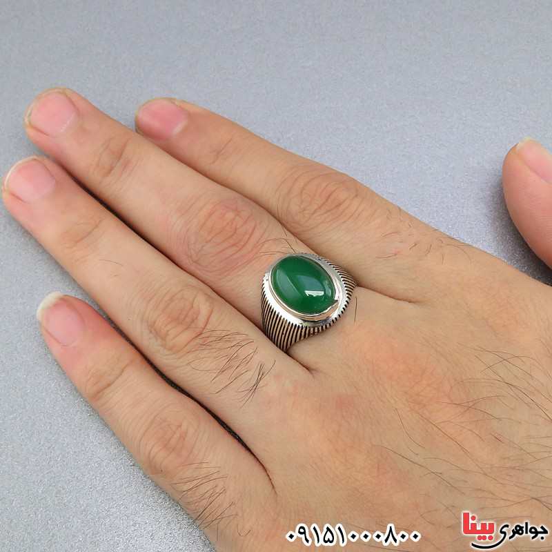 انگشتر عقیق سبز  مردانه همراه با حرز امام جواد (ع)_کد:25155