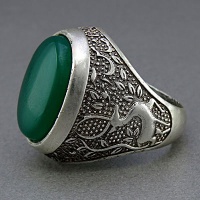 انگشتر عقیق سبز مردانه خوشرنگ و خاص 