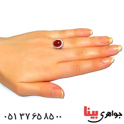 انگشتر عقیق قرمز درشت زنانه مدل دور جواهری _کد:9396