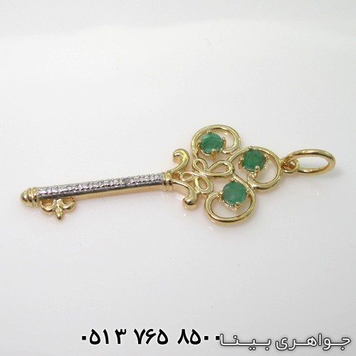 گردنبند زمرد طرح کلید