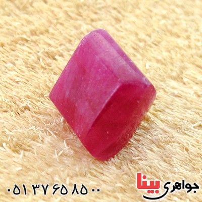 نگین انگشتر یاقوت سرخ درشت و خوشرنگ با تراش خاص مربعی _کد:12381