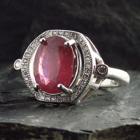 انگشتر یاقوت سرخ زلال زنانه رودیوم مدل رها 