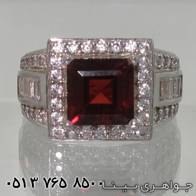 انگشتر یاقوت گارنت طرح مربع
