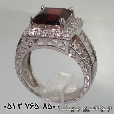 انگشتر یاقوت گارنت طرح مربع