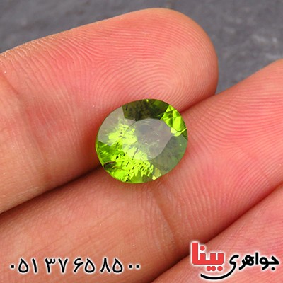 نگین انگشتر زبرجد زلال و خوشرنگ با شناسنامه بین المللی دیجیتال _کد:13643