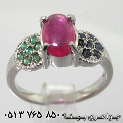 انگشتر چند جواهر یاقوت سرخ و کبود و زمرد توپی