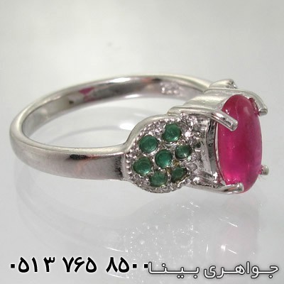 انگشتر چند جواهر یاقوت سرخ و کبود و زمرد توپی