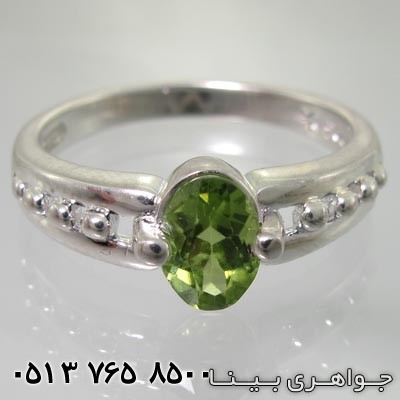 انگشتر زبرجد بیضی دو دسته