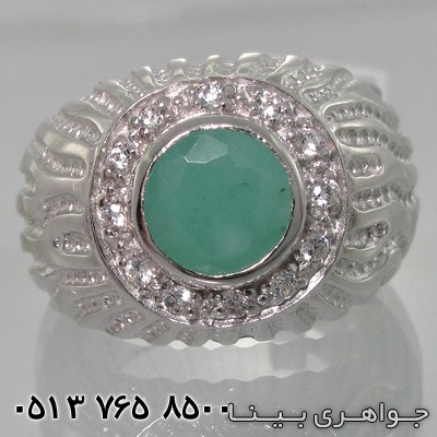 انگشتر زمرد دور نگین