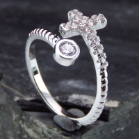 انگشتر نقره الماسی بند انگشتی صلیب 