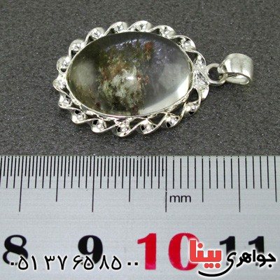 گردنبند در منظره ای زنانه با طرح برگ درختان _کد:15062