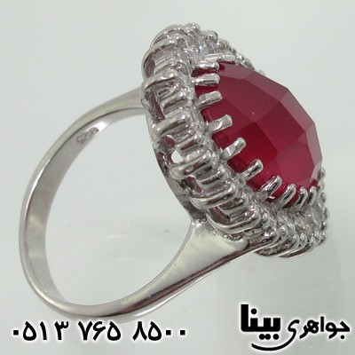 انگشتر یاقوت سرخ بیضی دور نگین