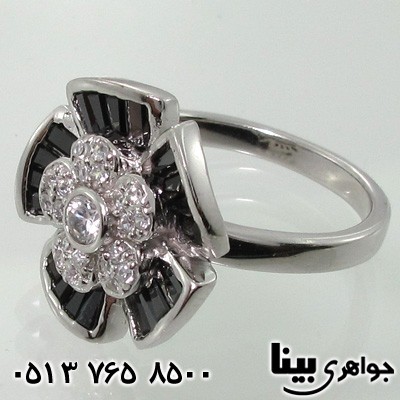انگشتر عقیق سیاه (اونیکس) طرح گل