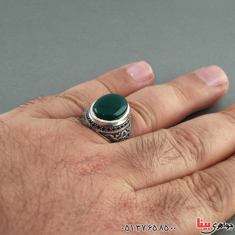 انگشتر عقیق سبز خراسانی مردانه بسیار عالی مدل میکرو سیاه قلم _کد:18309
