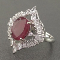 انگشتر یاقوت سرخ رودیوم زنانه تک مدل چشم 