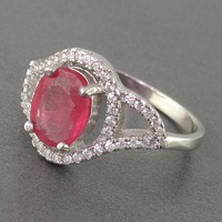 انگشتر یاقوت سرخ رودیوم زنانه بسیار زلال خوشرنگ 