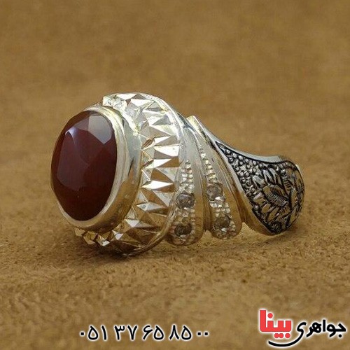 انگشتر عقیق یمنی و دور الماس بسیار زیبا _کد:3115