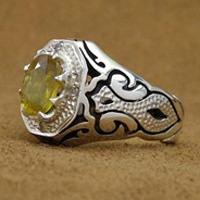 انگشتر یاقوت زرد و الماس فاخر بسیارعالی 