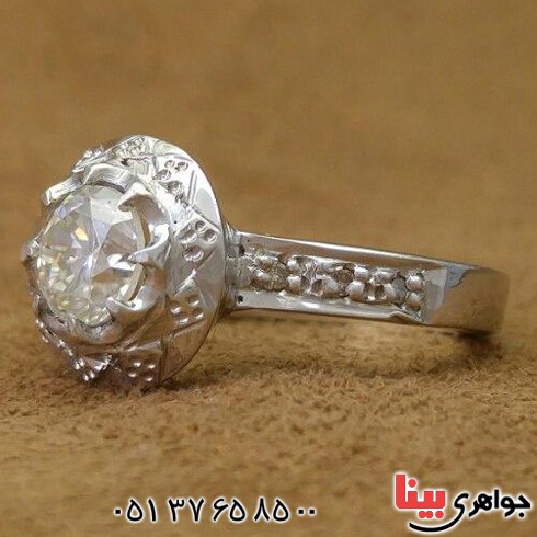 انگشتر موزانایت طرح الماس مدل آذری زیبا 