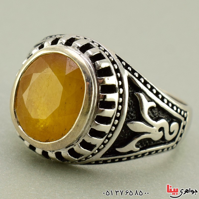 انگشتر یاقوت زرد ناب با طرح سیاه قلم برند SPN _کد:19608