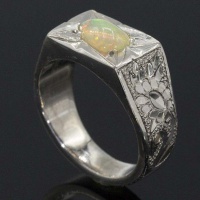 انگشتر اوپال و الماس بسیار عالی 