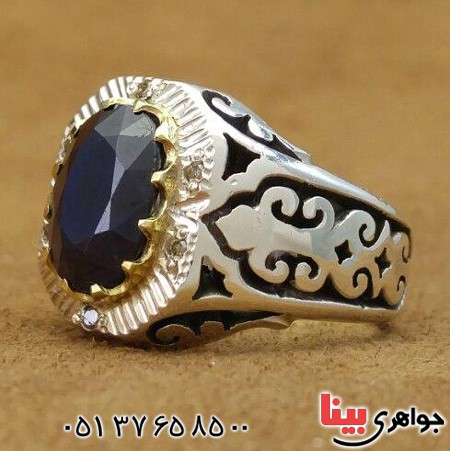 انگشتر یاقوت کبود دور الماس مدل شبکه ای تاج برنجی _کد:۲۰۰91
