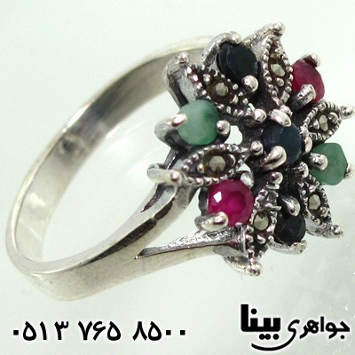 انگشتر چند جواهر یاقوت و زمرد طرح گل زنانه