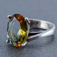 انگشتر الکساندریت رودیوم زنانه بسیار زیبا 