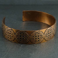 دستبند  مسی بسیار زیبا 