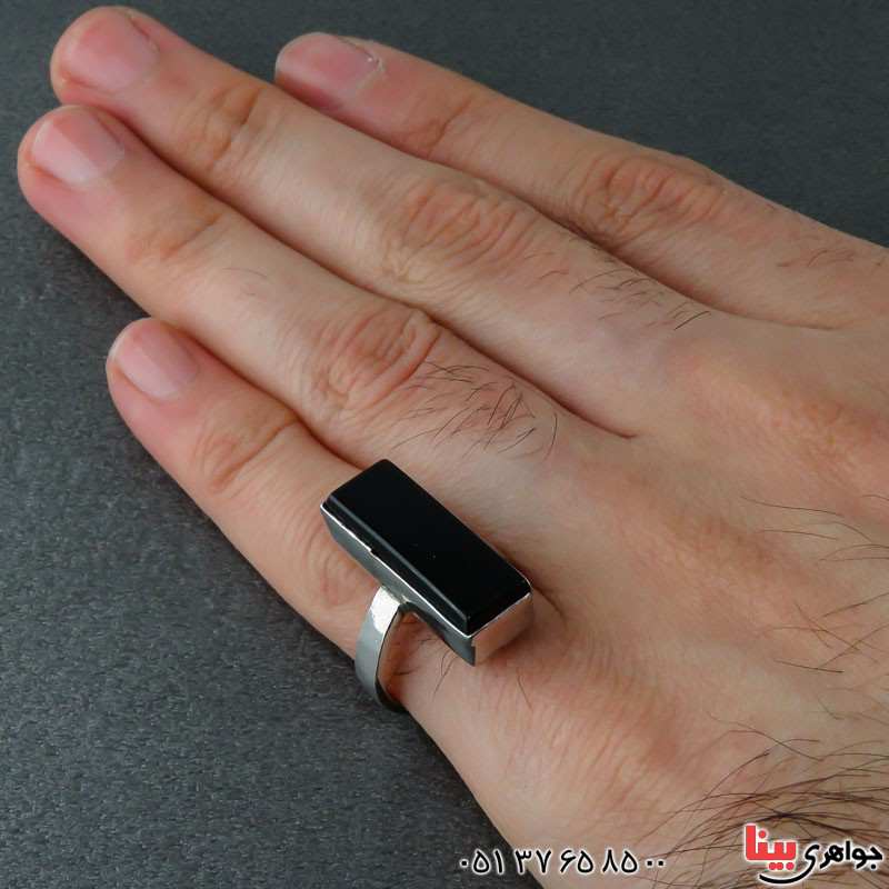 انگشتر عقیق سیاه (اونیکس) مردانه بسیار زیبا و خاص _کد:22230