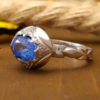 انگشتر توپاز آبی دست ساز خوشرنگ و فاخر زنانه 