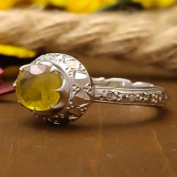 انگشتر یاقوت زرد و الماس دست ساز فاخر زنانه 