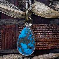 گردنبند فیروزه نیشابوری دست ساز فاخر 