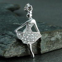 گردنبند نقره طرح دختر پرنس 