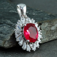 گردنبند نقره طرح یاقوت سرخ رودیوم زنانه  