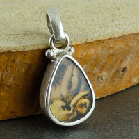 گردنبند عقیق شجری مدل اشکی 