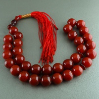 تسبیح عقیق قرمز 33 دانه ای خوشرنگ درشت 