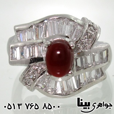 انگشتر عقیق یمنی زنانه با نگین باگت