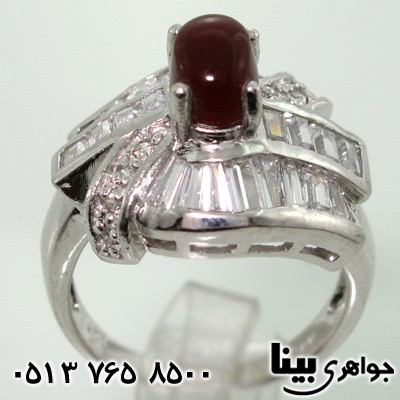 انگشتر عقیق یمنی زنانه با نگین باگت