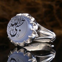 انگشتر عقیق یمنی کبود خوشرنگ با حکاکی زیبا 