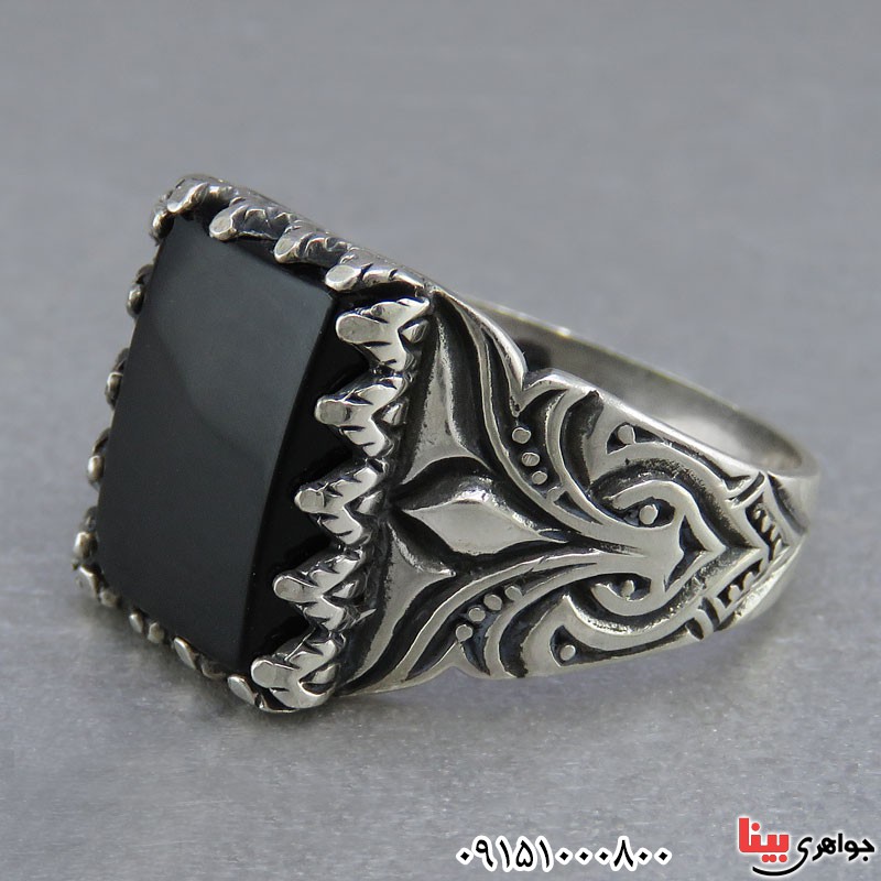 انگشتر عقیق سیاه (اونیکس) خاص و زیبا _کد:24910