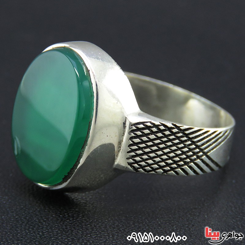 انگشتر عقیق سبز مردانه خوشرنگ همراه با حرز امام جواد (ع) _کد:25138
