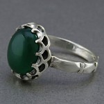 انگشتر عقیق سبز خوشرنگ بسیار زیبا مردانه _کد:۲۵۲۹۵