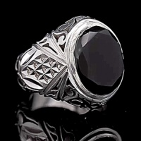 انگشتر عقیق جزع خاص دور الماس فاخر مردانه 