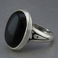 انگشتر عقیق سیاه (اونیکس) خاص و شیک مردانه 