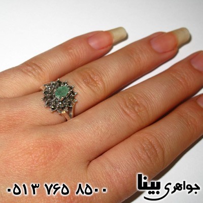 انگشتر زمرد زنانه دور حدید
