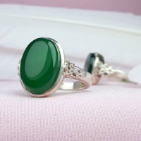 انگشتر عقیق سبز خوشرنگ زیبا و شیک 
