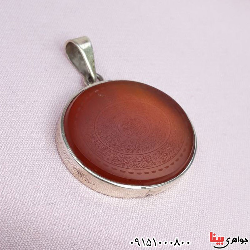 گردنبند عقیق قرمز خطی با حکاکی 16 ذکر و قاب نقره دست ساز _کد:30783