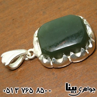 گردنبند یشم مربعی