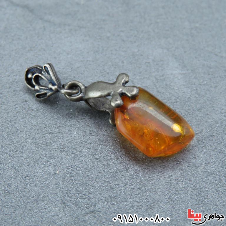 گردنبند کهربا لهستانی نقره بسیار زیبا و شیک گردنبند کهربا لهستانی نقره بسیار زیبا و شیک